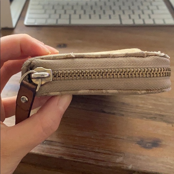 Kate Spade Large Wallet - Picture 2 of 3